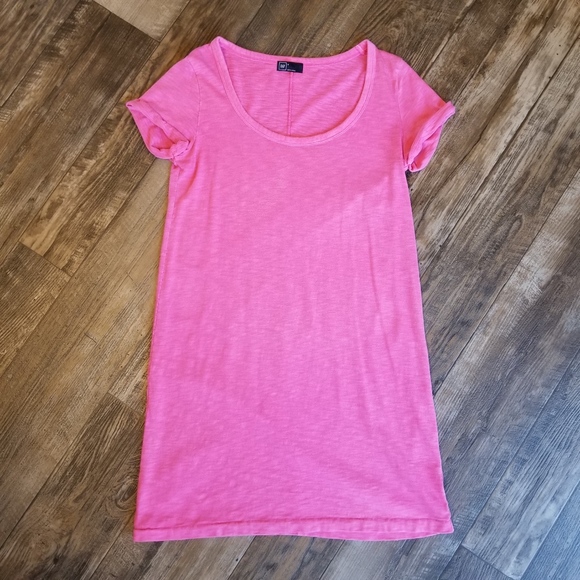 GAP Dresses & Skirts - GAP Pink Short Sleeve T-Shirt Dress